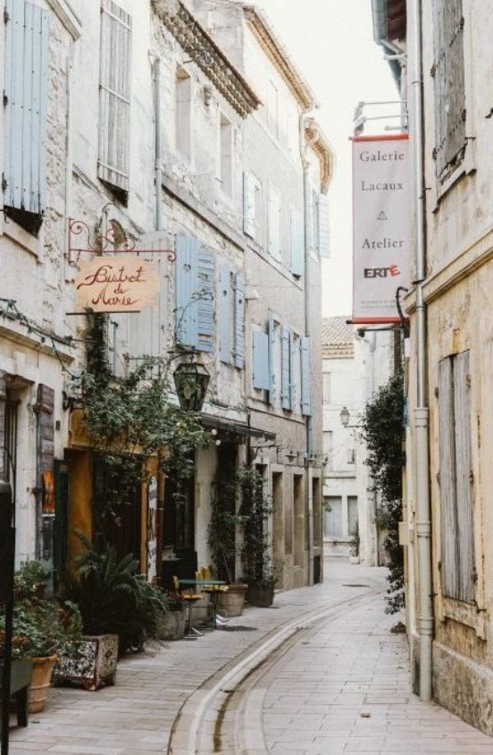 nimble_asset_Les-Plaines-en-Provence-Decouvrir-la-region-Saint-remy-de-Provence